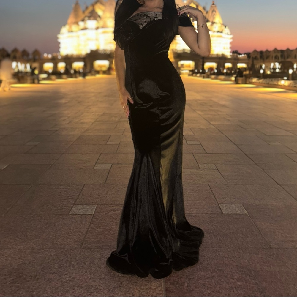 Elegant black dress